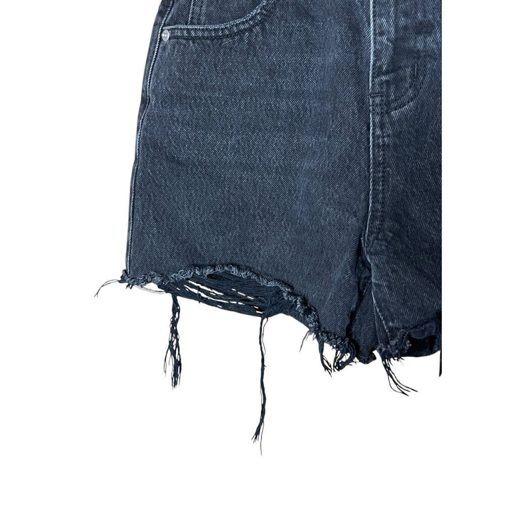 Princess Polly‎ Black High Rise Shorts Size 2 - Picture 2 of 7